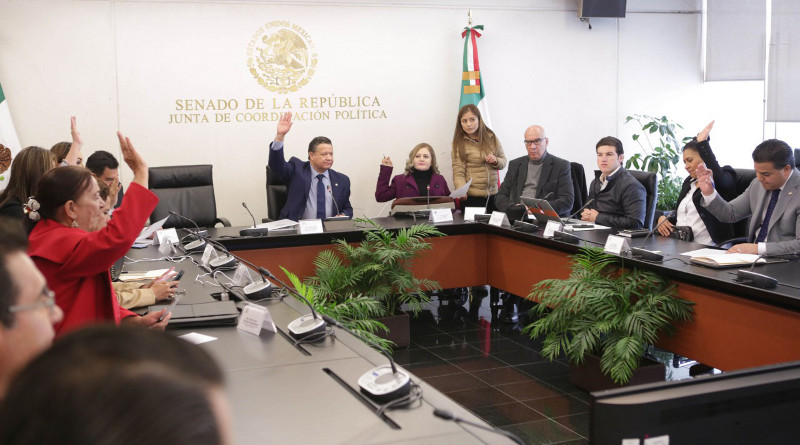 Terna de aspirantes a Fiscal General comparece ante senadores