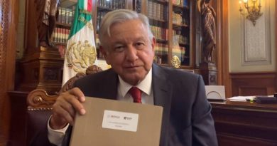 AMLO se inspira en los hermanos Flores Magón y en Lázaro Cárdenas para elaborar el PND