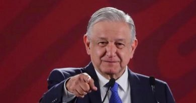 México está siendo guiado por un ciego (López Obrador)