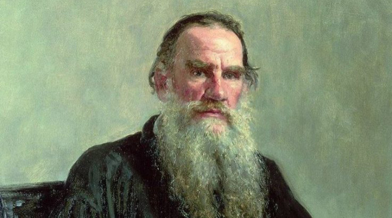 La postura de León Tolstoi sobre “la resistencia pacífica” y “la no violencia” influyó en forma determinante en Mahatma Gandhi, en Martin Luther King y en muchos otros pensadores.