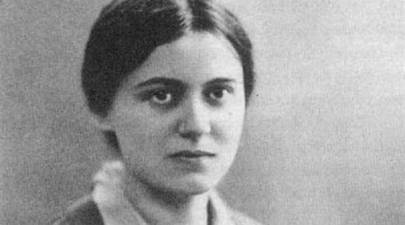 Edith Stein es una mujer con una excepcional talla intelectual que ha pasado a la historia por sus trabajos de investigación -con un alto nivel académico- tanto en el campo de la Filosofía como en Teología.