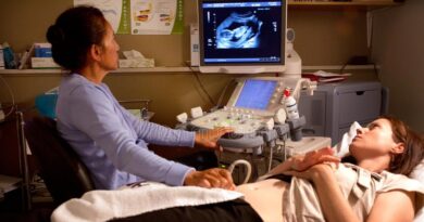 Actualmente, basta con una mera fotografía o un ultrasonido que muestre la existencia del bebé en el seno de su madre.